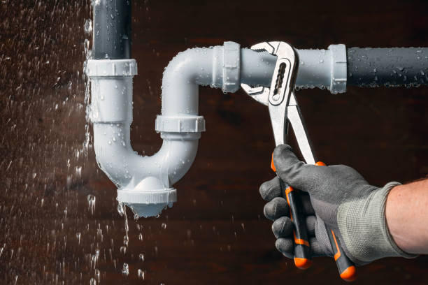 Professional Leak Detection technician working in Lipan, TX